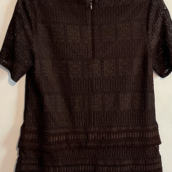 SELLING BANANA REPUBLIC TOP SIZE SMALL COLOR BLACK SHORT  SLEEVE USED - Picture 4 of 10